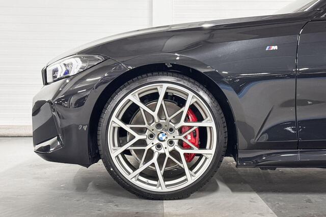 BMW 3-SERIE Sedan 318i | M-Sport Pro | Hifi System | Adaptive LED