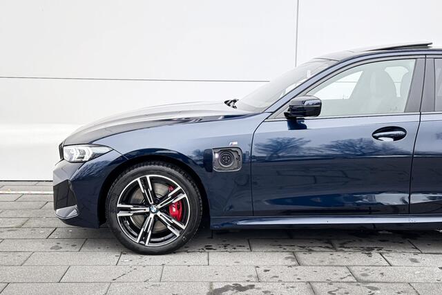 BMW 3-SERIE Sedan 330e