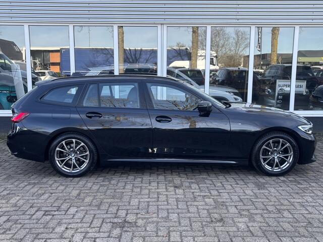 BMW 3-SERIE Touring 318i Business Edition | M Pakket | Sfeerverlichting | Apple Carplay | Parkeercamera