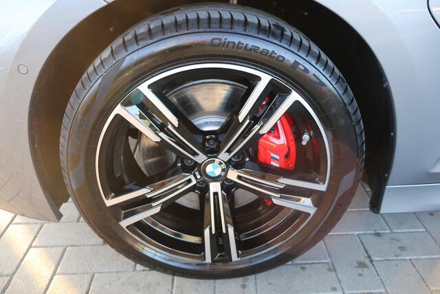 BMW 3-SERIE 330e Sedan | M Sportpakket Pro | Comfort Pack | Ekris Selection