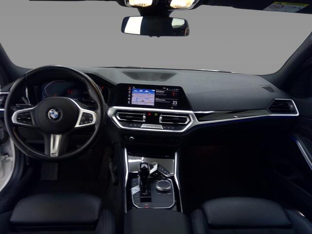 BMW 3-SERIE Touring 318i Business Edition M-Sport 2e eig. & Keurig-Onderh. BOVAG Garantie. NL-Auto