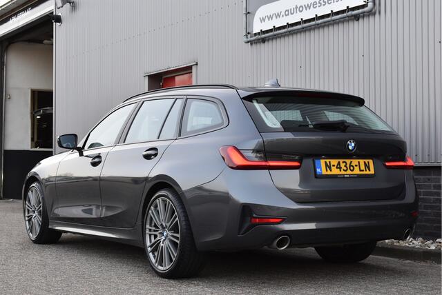 BMW 3-SERIE Touring 318i Business Edition Virtual cockpit, Carplay, Cruise, 19" M-sport velgen, Elek. achterklep, NAP