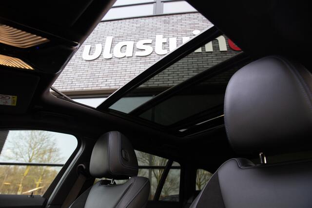 BMW 3-SERIE Touring 330i High Executive M-Sport , Panoramadak, Adap. cruise,