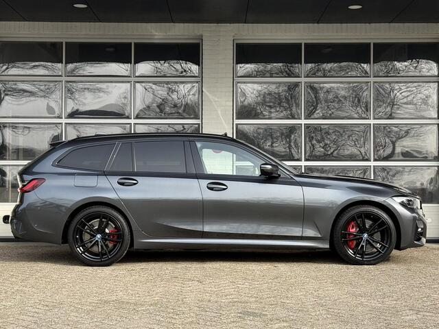 BMW 3-SERIE Touring 330e xDrive M SPORT | PANORAMA | SPORTREMMEN | HEAD UP | 19 INCH | ADAPT. ONDERSTEL |