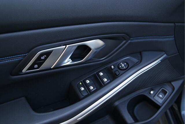 BMW 3-SERIE Touring 320e 204PK M-Sport Shadow Carplay/Wegkl-trhk/Sfeerverl./Stoelverw./Keyless