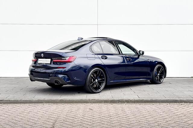 BMW 3-SERIE Sedan 318i Business Edition Plus | M-Sport Pro | Schuifkanteldak |