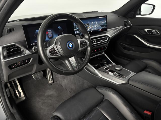 BMW 3-SERIE Touring 330e M-Sport | Panaromadak | M-Technik