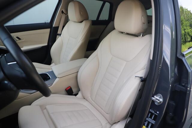 BMW 3-SERIE Touring 330e Business Edition Plus 292PK Black Pack Individual Automaat Trekhaak Sportstoelen Leder 18 inch Laser LED Navigatie Carplay Clima Cruise Stoelverwarming SOH 92%