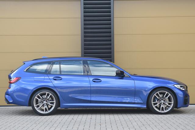 BMW 3-SERIE Touring M340i xDrive High Executive * Harman / Kardon * Sfeerverlichting * Laserlicht * 1e Eigenaar * Dealeronderhouden *