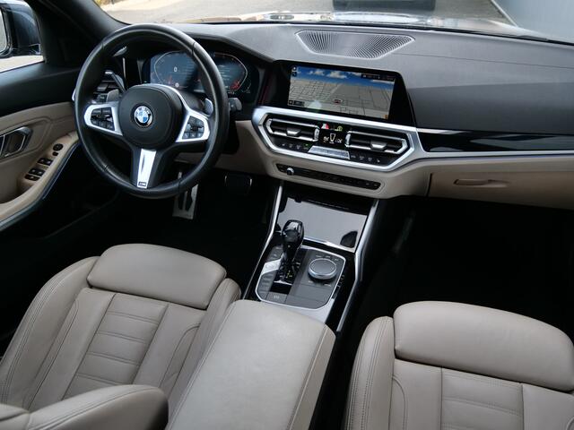 BMW 3-SERIE Touring 320d High Executive Edition M-sport Automaat Camera / Stoelverwarming / 18 Inch
