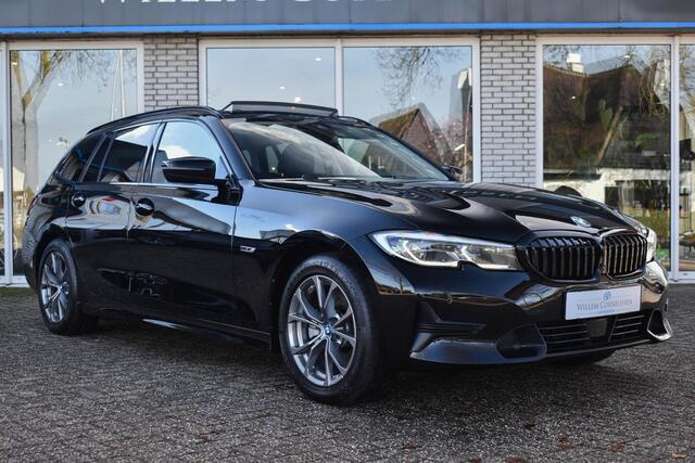 BMW 3-SERIE Touring 320e Panoramadak ACC Trekhaak Stuur/Stoelverwarmin
