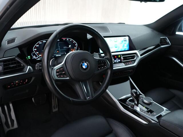BMW 3-SERIE M340i xDrive Touring 374pk High Executive |Hockenheim Silver|M-sport stoelen|Laser LED|HUD|Apple Carplay|parkeercamera|stoelverwarming|ACC|19" lichtmetalen velgen|