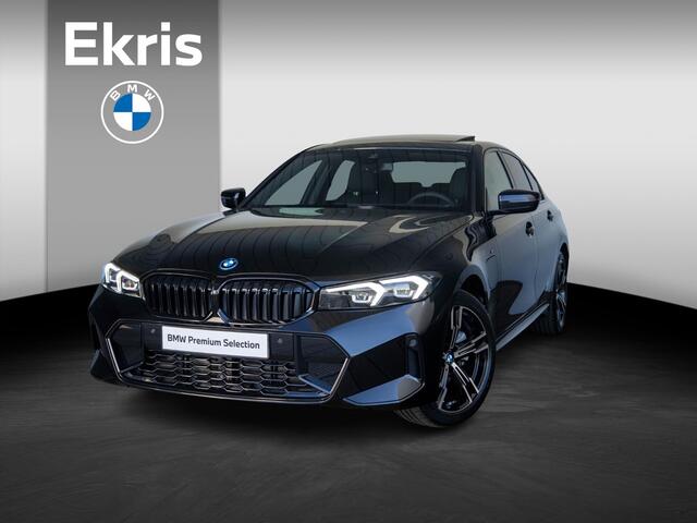 BMW 3-SERIE Sedan 330e | M Sportpakket | Comfort Pack | Comfort Access | Achteruitrijcamera | Schuif-/kanteldak | Stoelverwarming | Trekhaak