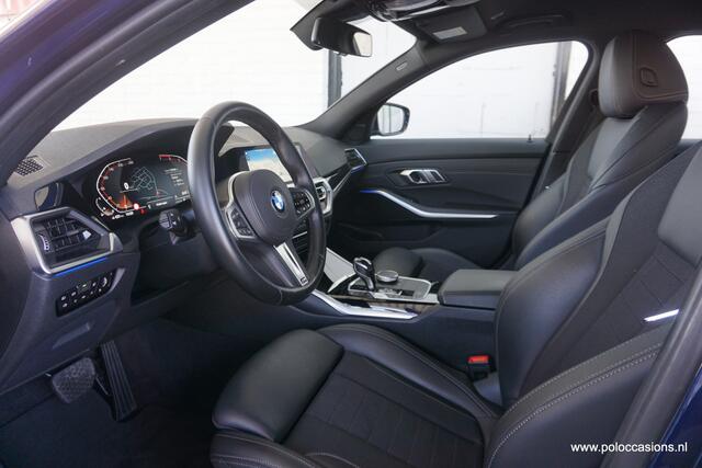 BMW 3-SERIE Touring 318i Sportline | Carplay | Dealerauto | Camera | 4cilinder