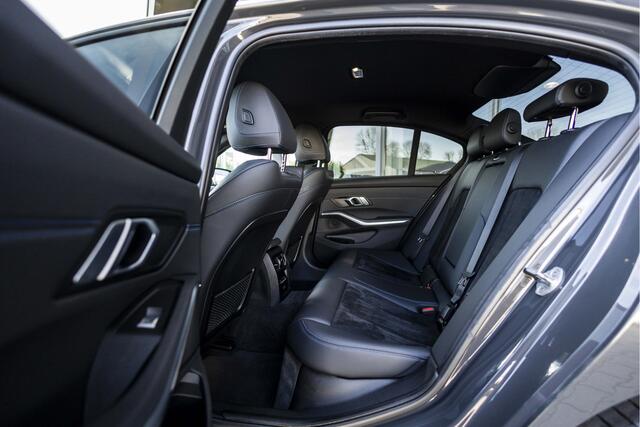 BMW 3-SERIE 330e High Executive M-Sport | E-Trekhaak | ACC