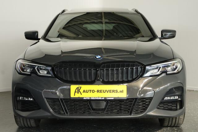 BMW 3-SERIE Touring 330e xDrive M-Sport / Panorama / ACC / Cam / Carbon / CarPlay
