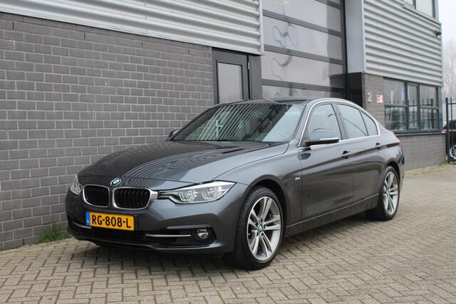 BMW 3-SERIE 320i High Executive / LCI / Leer / LED / 18"/ N.A.P.