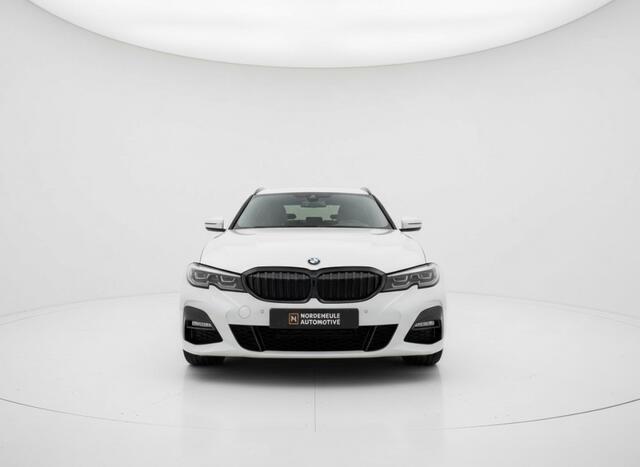 BMW 3-SERIE 330EM sport Plus. STOELVW, CRUISE, AUTOMAAT