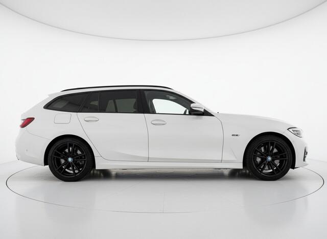 BMW 3-SERIE 330EM sport Plus. STOELVW, CRUISE, AUTOMAAT