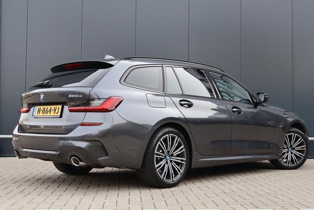 BMW 3-SERIE Touring 320e M Sport Business Edition Plus | Live Cockpit Prof. | Trekhaak elektr. | DAB+ | Stoelverwarming | Leer | HiFi audio | M-Pakket