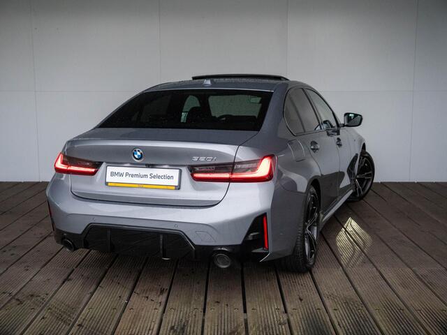 BMW 3-SERIE Sedan 320i Sedan M Sportpakket / Adaptive LED / Stoelverwarming / Glazen panoramadak | Ekris Selection