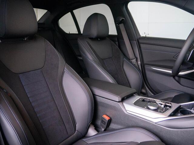 BMW 3-SERIE Sedan 320i Sedan M Sportpakket / Adaptive LED / Stoelverwarming / Glazen panoramadak | Ekris Selection