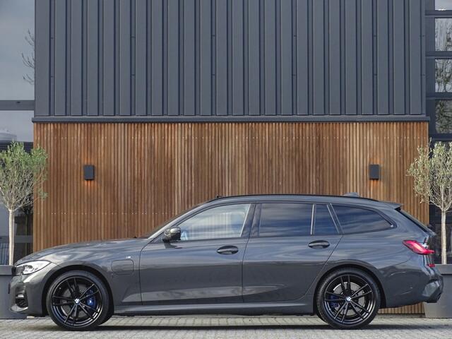 BMW 3-SERIE touring 330e 292PK High Exc. / M-Sport Individual / laser