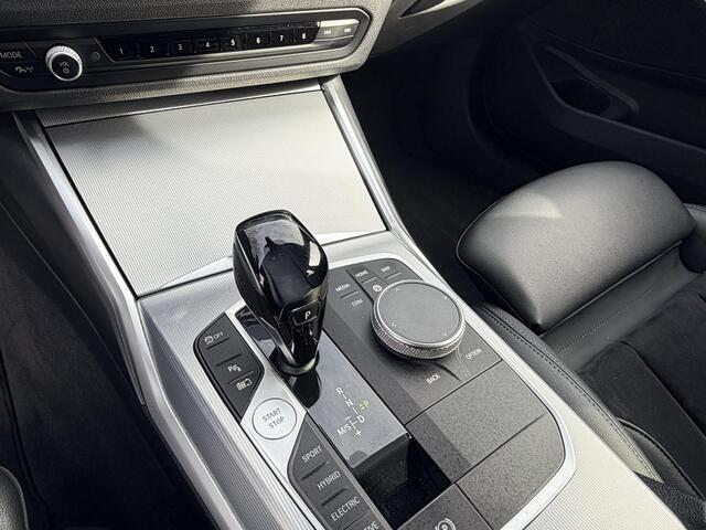 BMW 3-SERIE Touring 330e M-Sport 292PK NavioCamera