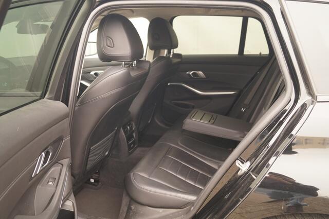 BMW 3-SERIE Touring 320e PHEV Business Edition -LEER-TREKHAAK-ECC-