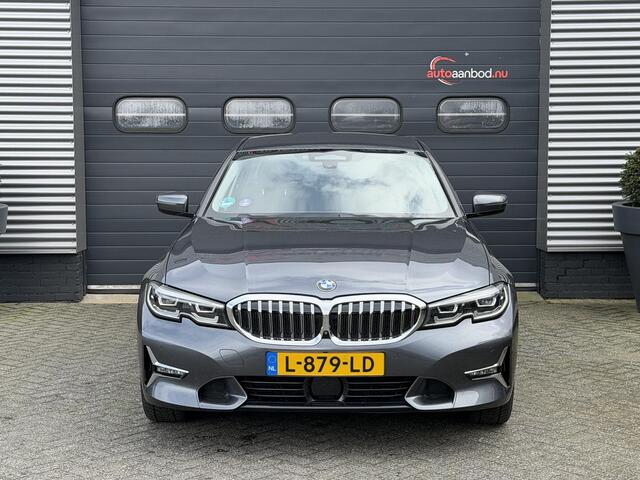 BMW 3-SERIE 330e | 360* Camera | Navigatie | Lederen Bekleding | DAB | Trekhaak |