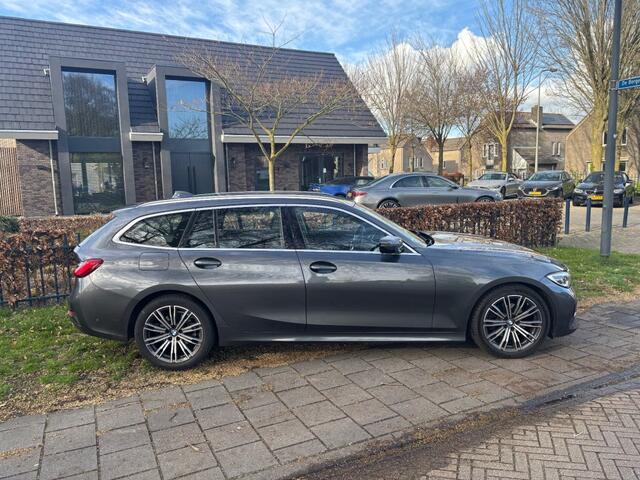 BMW 3-SERIE 184 PK ,G21,Sportline,Navi Prof,Hifi,DAB,Keyless Entry,Led koplampen,Alarm