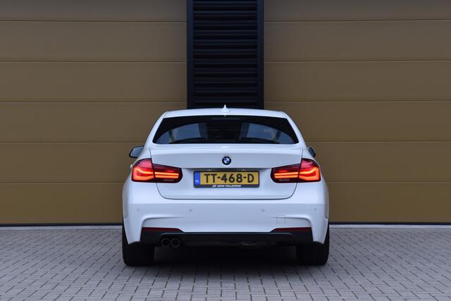 BMW 3-SERIE 320i Executive * M-Sportpakket * M-Sportremsysteem * Trekhaak * Stuurwiel verwarmd *