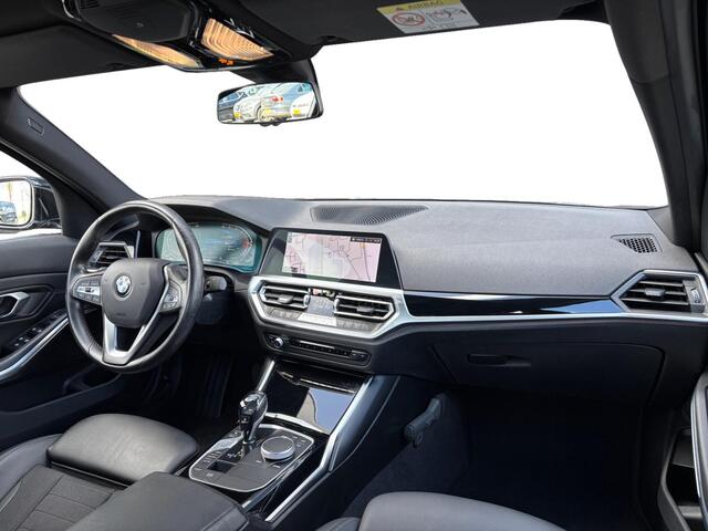 BMW 3-SERIE 318i Sport Line ? Sportstoelen ? LED ? Sfeer