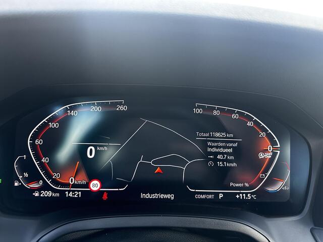 BMW 3-SERIE Touring 320i Leder|Camera|Sfeer|AdapLed