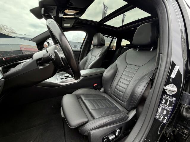 BMW 3-SERIE Touring M340i xDrive Pano|Leer|LED|Camera|Headup Zwart