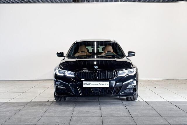 BMW 3-SERIE Touring 330e High Executive