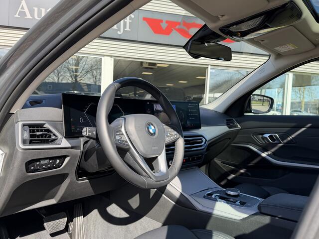 BMW 3-SERIE 318i LCI | Schuif/kantel dak | Leder | Camera | LED