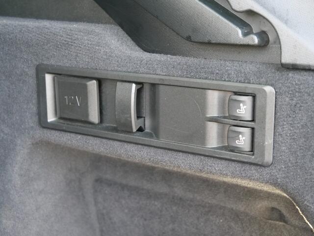 BMW 3-SERIE Touring 320e M-sport 204 Pk Automaat Navi / DAB / Leer / Keyless / Pano-dak / Harman Kardon