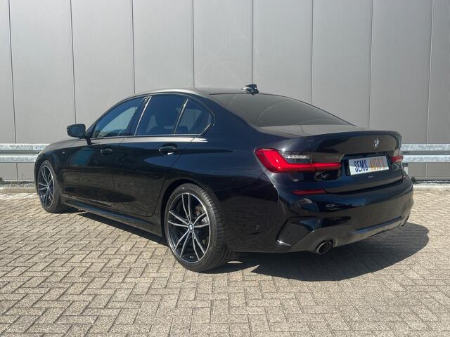 BMW 3-SERIE 320i High Executive M-Pakket NAP