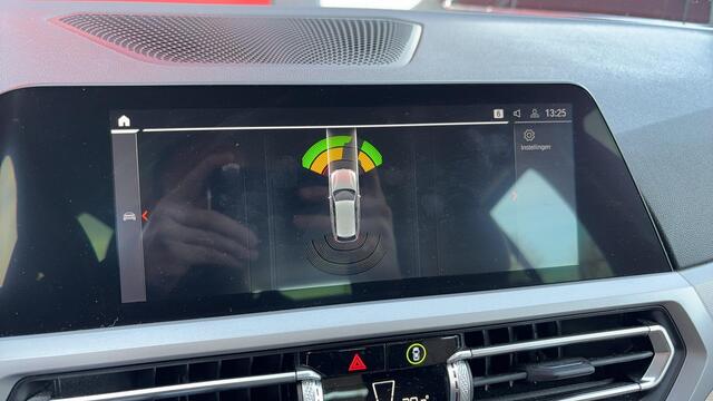 BMW 3-SERIE Touring 330e Business Edition Plus SPORTSTOELEN / FULL LED / SOH 89% / CARPLAY / DAB+ / CREME LEDER / STOELVERW / ELEK KOFFERKLEP / NL-AUTO