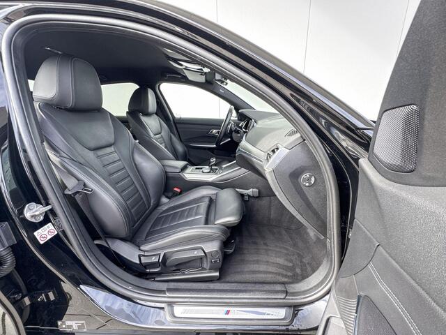 BMW 3-SERIE Sedan 330e eDrive Edition M-Sport / 19 inch / Stoelverwarming / Getinte Ramen / HiFi Audio