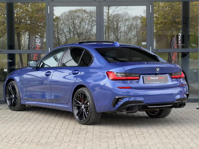 BMW 3-SERIE 330e High Executive M-Sport, Schuifdak, H&K, HUD, Elektrische stoelen, Rijklaar