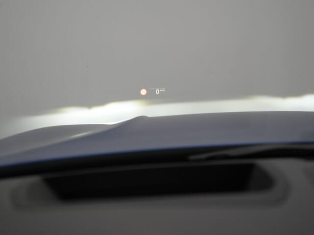 BMW 3-SERIE Touring 330e M Sport PHEV 293pk Dealer O.H. | Trekhaak Af Fabriek | Panodak | Head Up | Adaptive Cruise | 360 Camera | Harman / Kardon | Laser LED | Alcantara Sportstoelen Memory & Verwarmd | Keyless | Sfeerverlichting | Stuur Verwarmd | Plug In Hybrid |