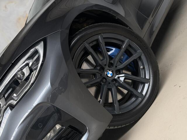 BMW 3-SERIE Touring 330e M-Pakket / Pano /