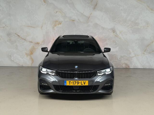 BMW 3-SERIE Touring 330e M-Pakket / Pano /