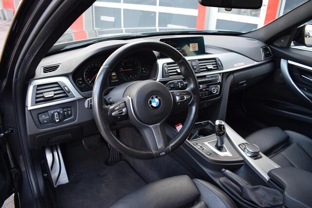 BMW 3-SERIE Touring 320i M Sport Edition | Apple CarPlay | Leer | H/K | Stoelverwarming