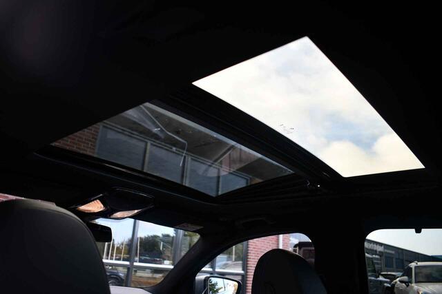 BMW 3-SERIE Touring 330e xDrive M-Sport Pano 19inch El-zetels HUD 360-cam LCI-2