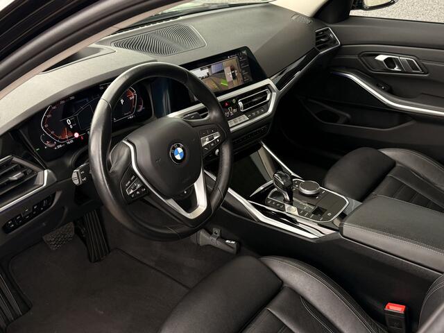 BMW 3-SERIE 318i Business Edition Plus | ACC | Laser | Leder | Schuif/Kantel dak | Apple Carplay | Stoel/Stuur verwarming