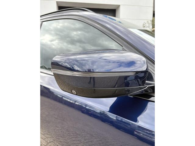 BMW 3-SERIE touring 330e xDrive M Sport | PANO | HUD | TREKHAAK | ELEC. STOELEN | LA
