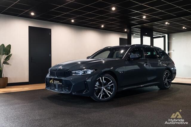 BMW 3-SERIE Touring 330e xDrive M Sport | HuD | Pano | Memory | Alcantara |